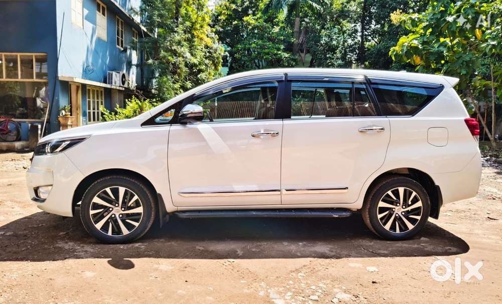 Toyota Innova Crysta 2.4 Z 7 Str, 2024, Diesel