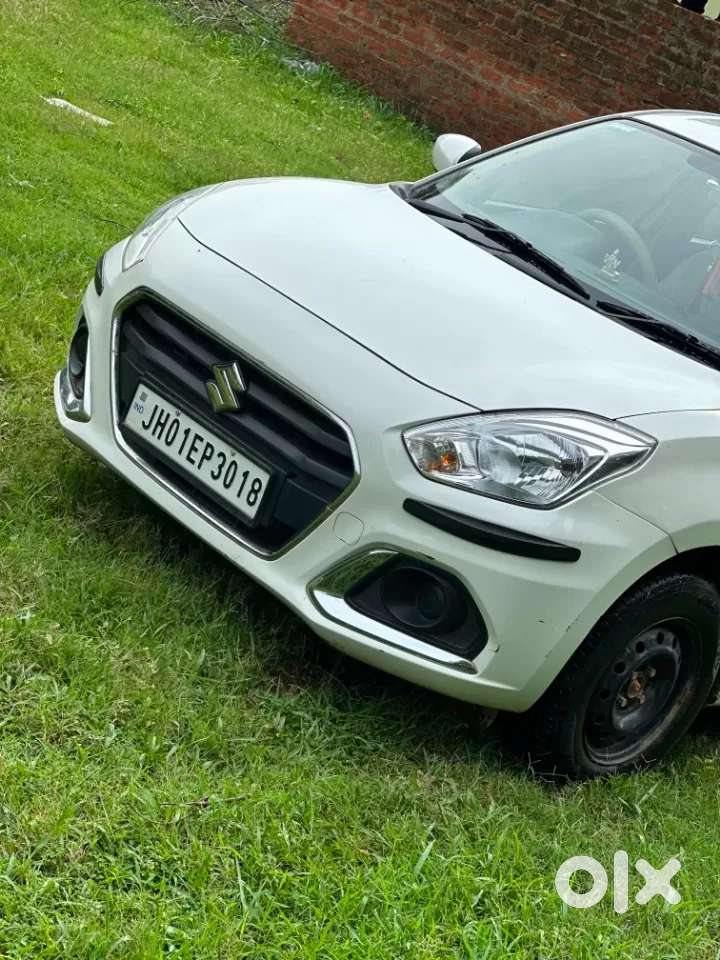 Maruti Suzuki Dzire 1.2 Vxi, 2022, Petrol