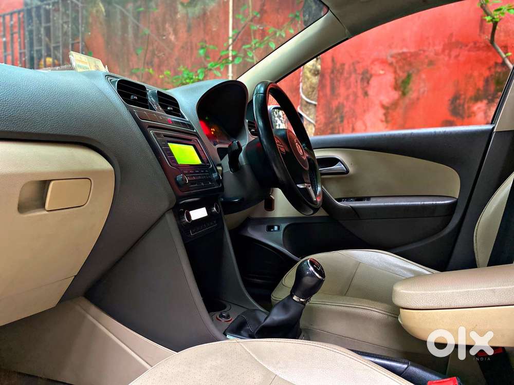 Volkswagen Vento 1.5 Highline Connect Edition, 2013, Petrol