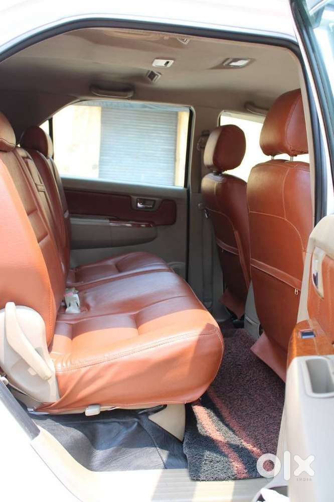Toyota Fortuner 3.0 4x4 Manual, 2011, Diesel