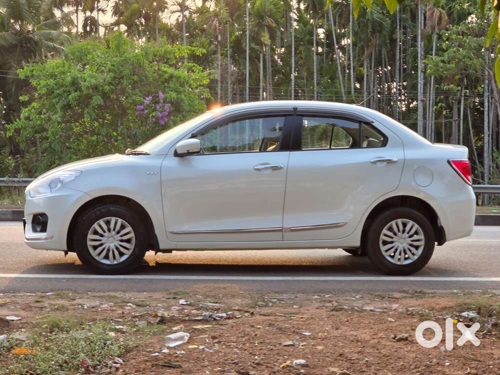 Maruti Suzuki Swift Dzire Vxi Optional, 2018, Petrol