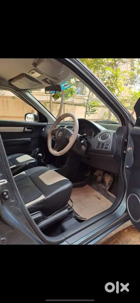 Maruti Suzuki Swift 2011 Petrol 77000 Km Driven