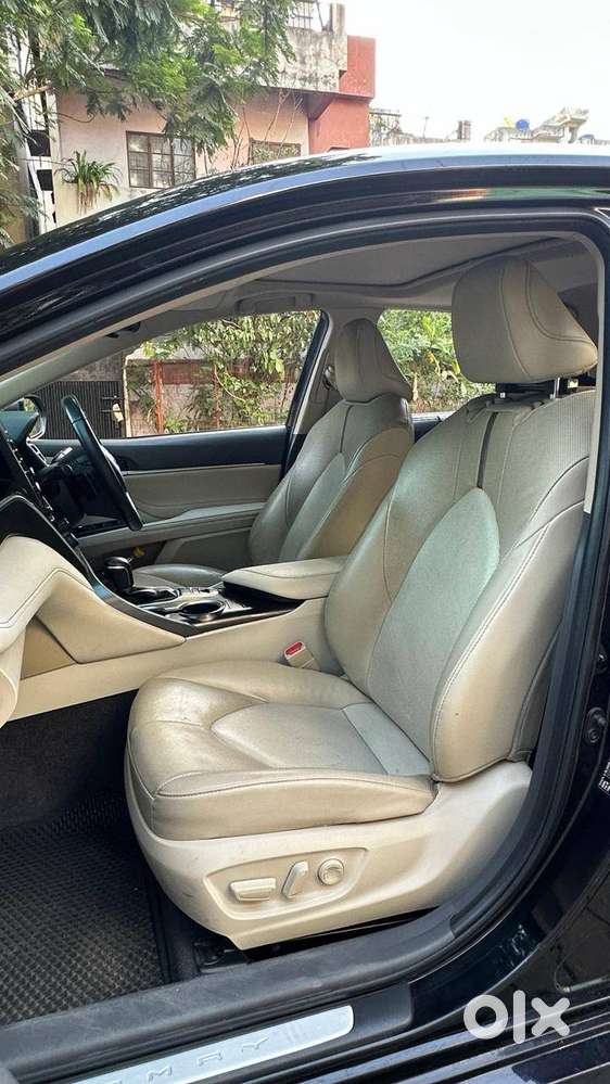 Toyota Camry 2022 Petrol Well Maintained