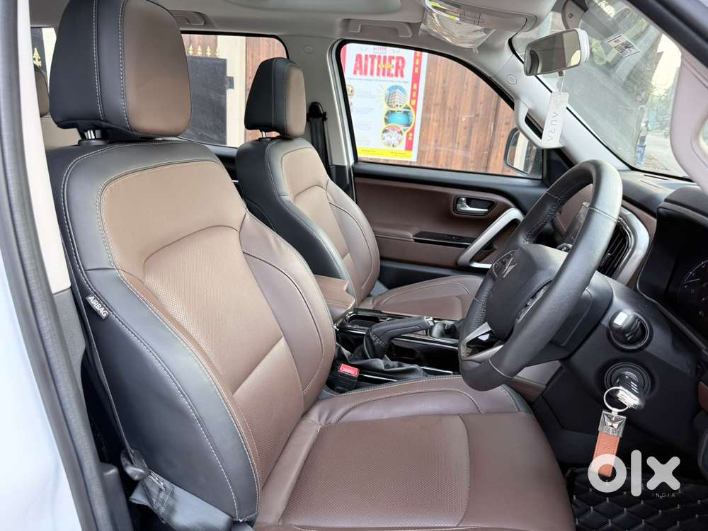 Mahindra Scorpio-n 2.0 Z8 Petrol Mt 7 Str, 2024, Petrol