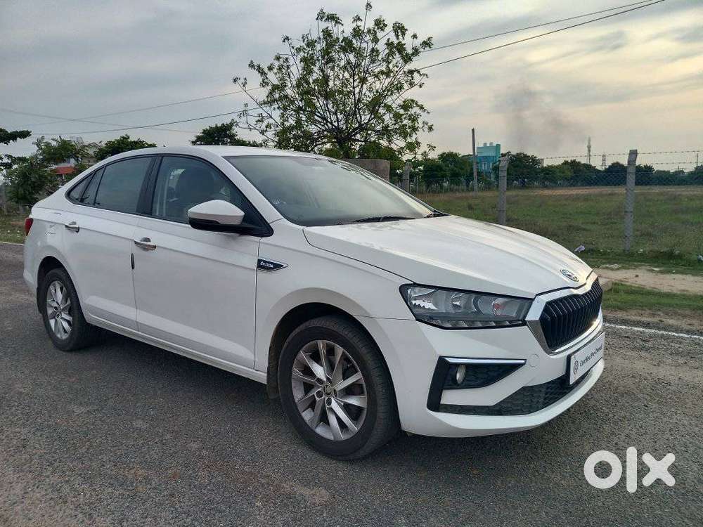 Skoda Slavia 1.0 Ambition Tsi, 2023, Petrol