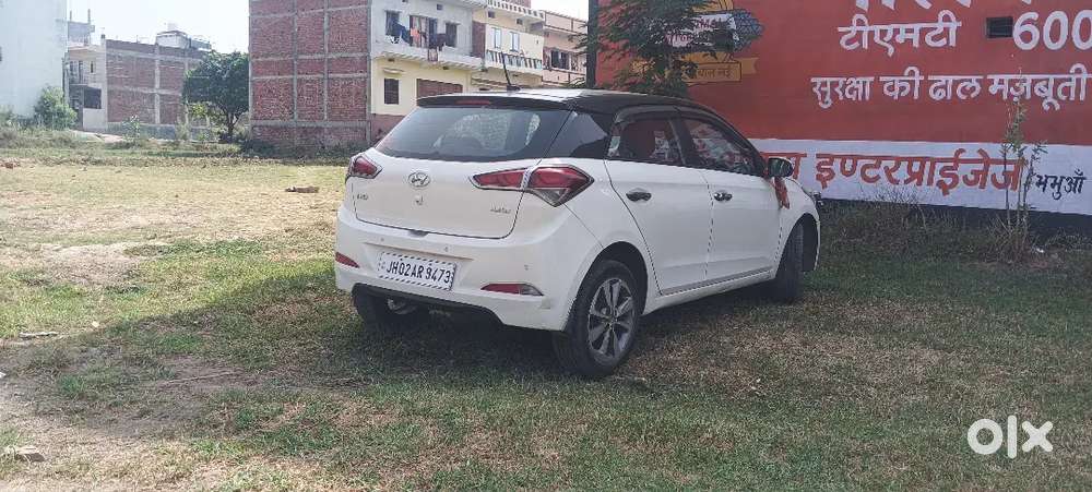 Hyundai New I20 2018 Petrol 70000 Km Driven
