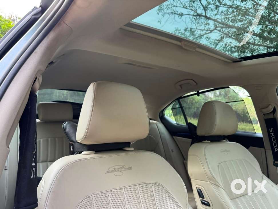 Skoda Superb 2.0 Tsi At L&k, 2018, Petrol