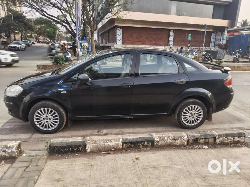 Fiat Linea 2010 Petrol 85000 Km Driven