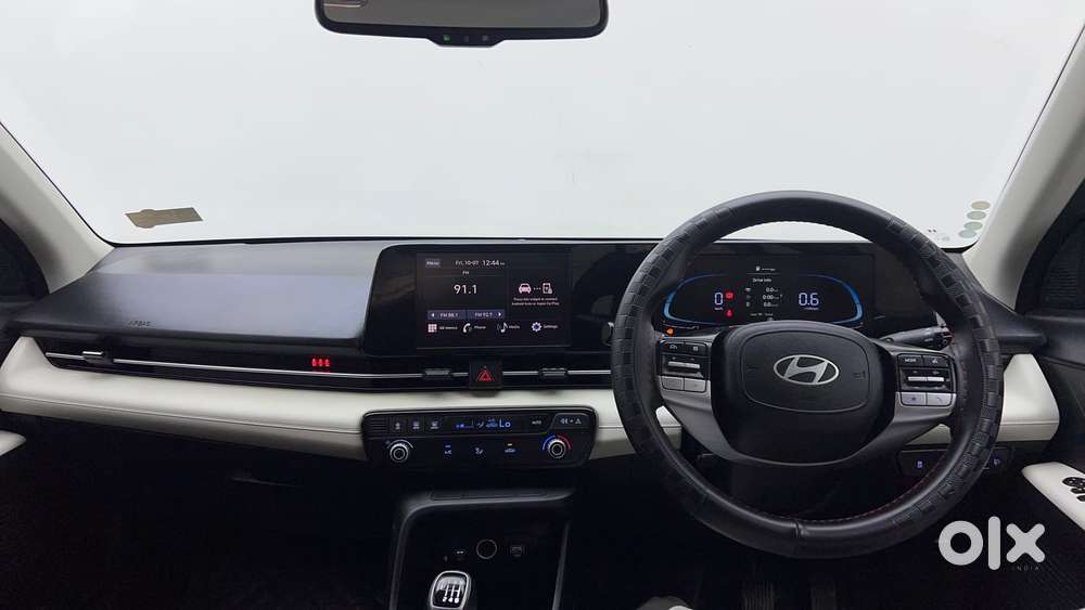 Hyundai Verna 1.5 Sx Petrol Mt, 2023, Petrol