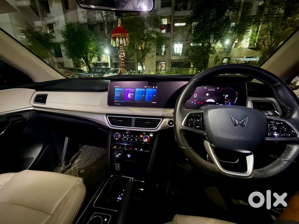 Mahindra Xuv700 2021 Petrol At Excellent Condition