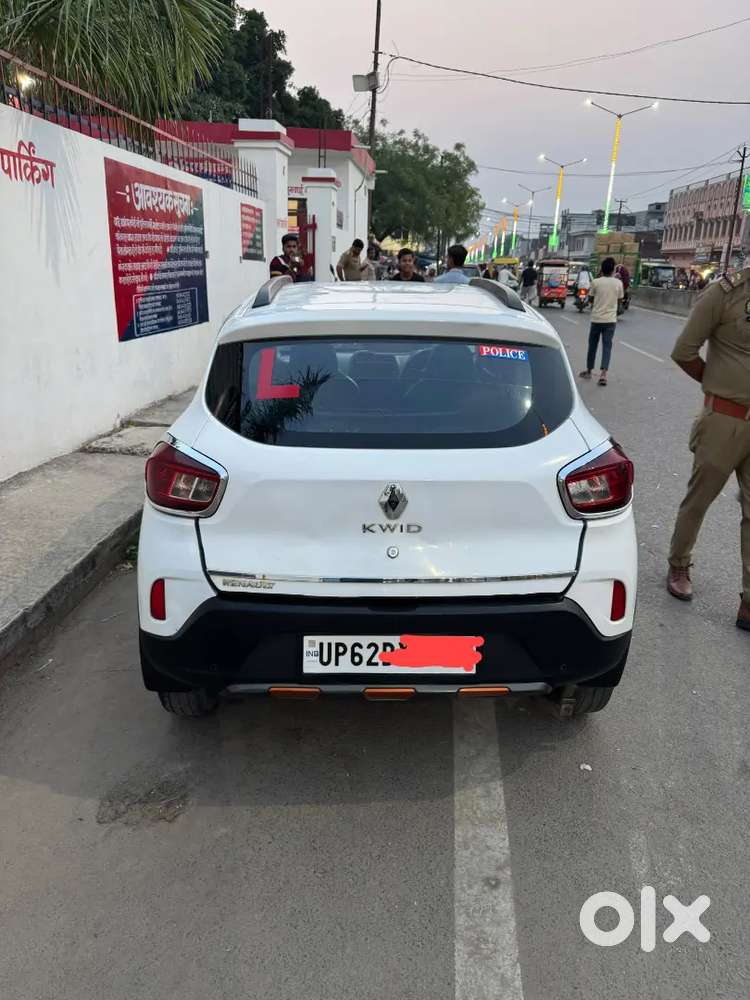 Mahindra Tuv 300 2016