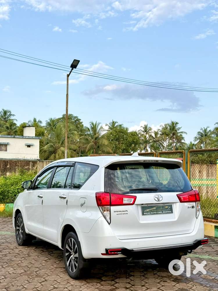 Toyota Innova Crysta 2.4 Z 7 Str, 2023, Diesel