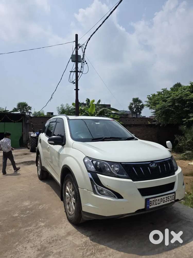 Mahindra Xuv 500 W10 (2016)