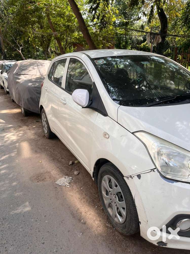 Hyundai Grand I10 2015 Petrol 54000 Km Driven