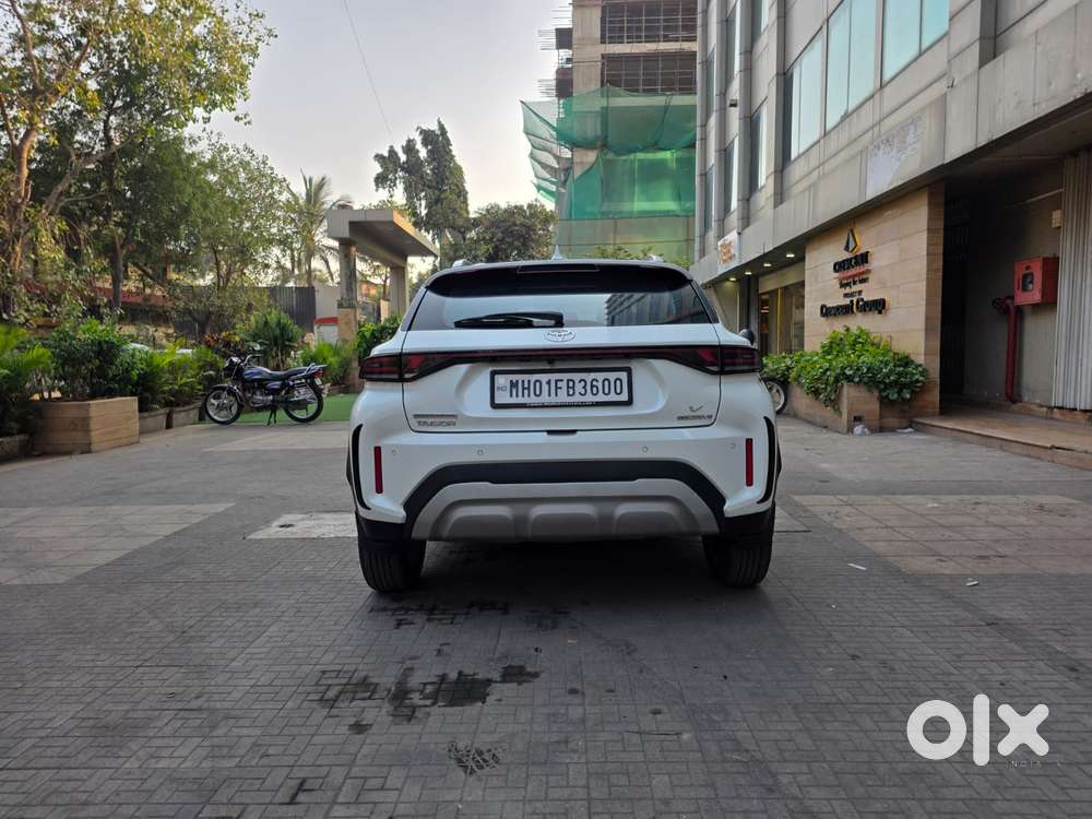 Toyota Urban Cruiser Taisor V 1.0 Petrol Mt, 2025, Petrol