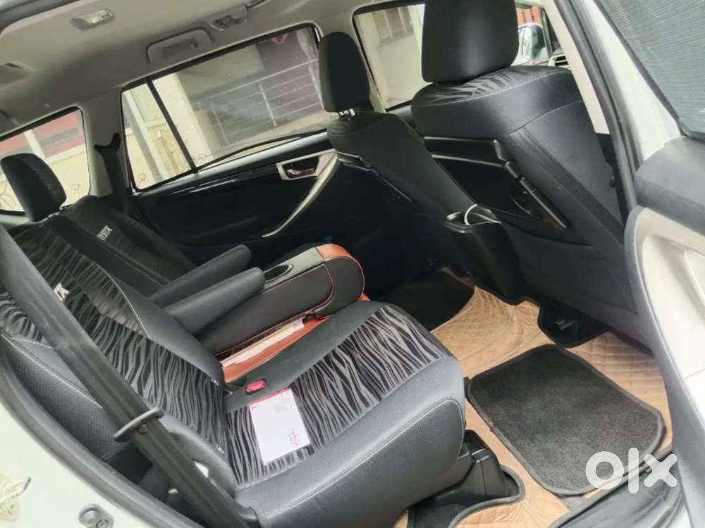Toyota Innova Crysta [2020-ongoing] 2.4 Vx 7 Str, 2024, Diesel