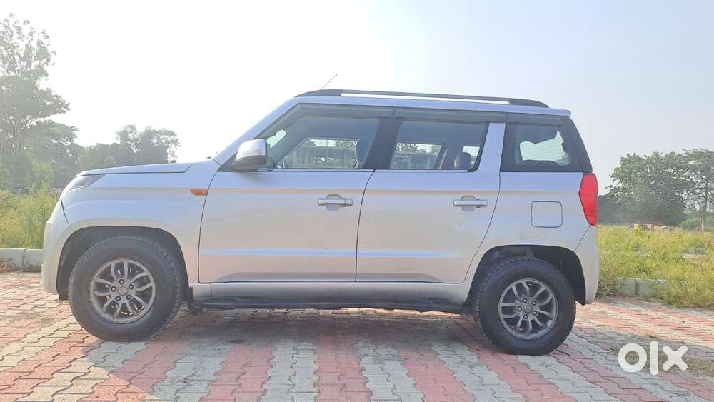 Mahindra Tuv 300 T10, 2018, Diesel