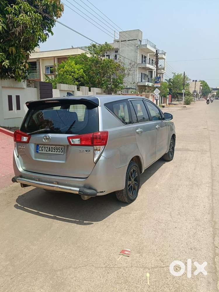 Toyota Innova Crysta 2017 Diesel 89100 Km Driven