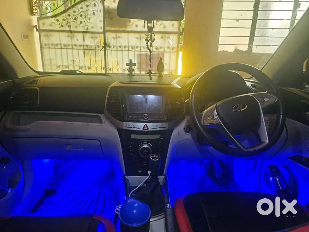 Mahindra Xuv300 W8, 2020, Petrol