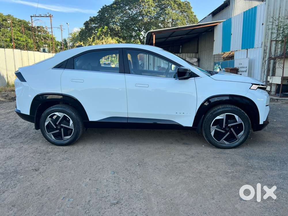 Tata Curvv Diesel 2025 Amt