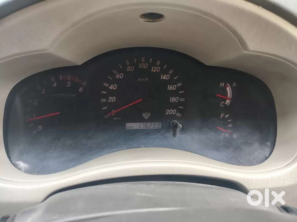 Toyota Innova 2.5 V 8 Str, 2009, Diesel