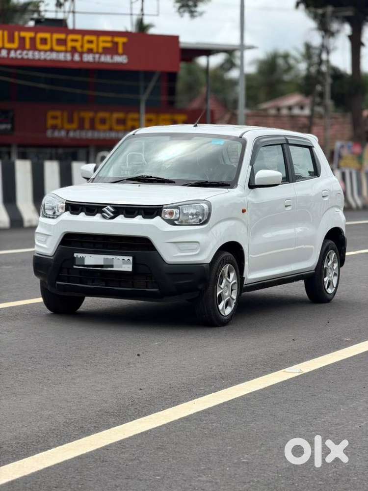 Maruti Suzuki S-presso Vxi Plus Amt, 2023, Petrol