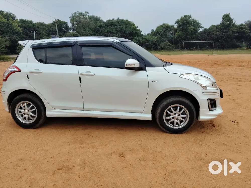 Maruti Suzuki Swift 2016