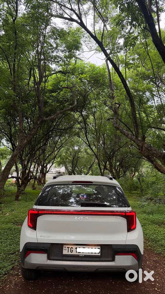 Kia Sonet 2026 Petrol 7000 Km Driven And Well Maintained