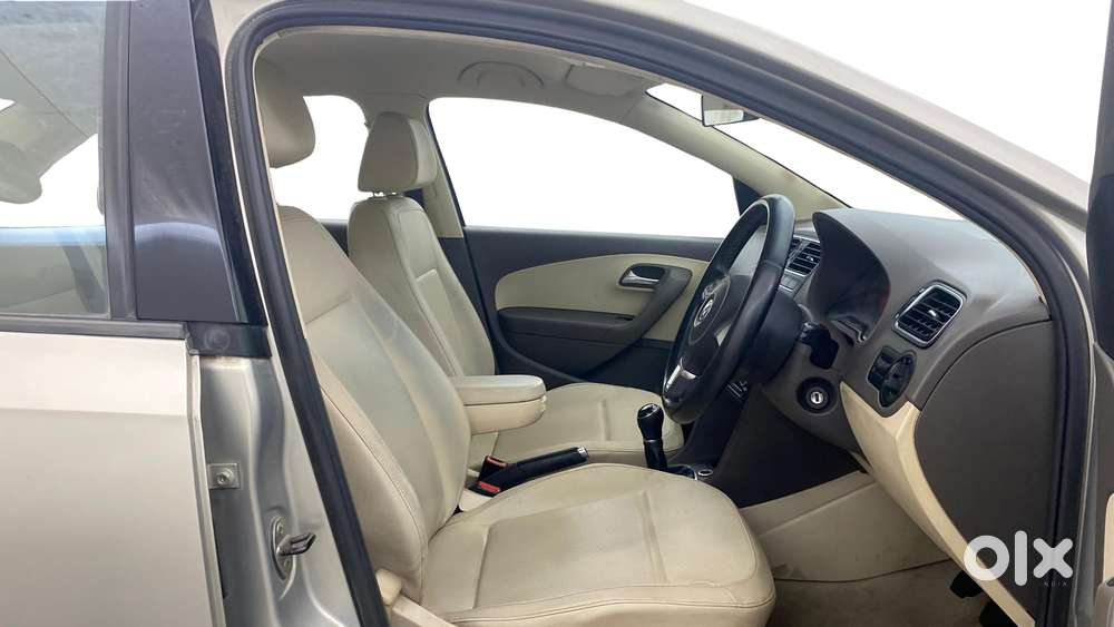 Volkswagen Vento 2010-2013 Petrol Highline, 2013, Petrol