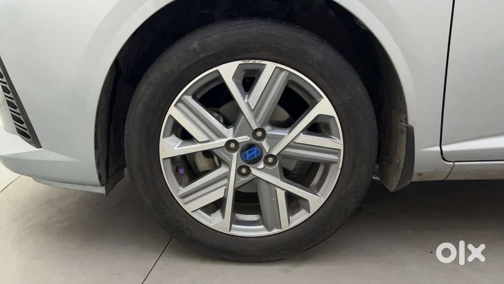 Hyundai Verna 1.5 Sx (o) Petrol Mt, 2024, Petrol