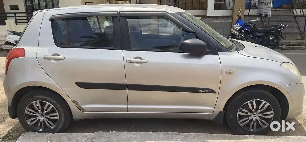 Swift Maruti Suzuki 2008 Manual Petrol
