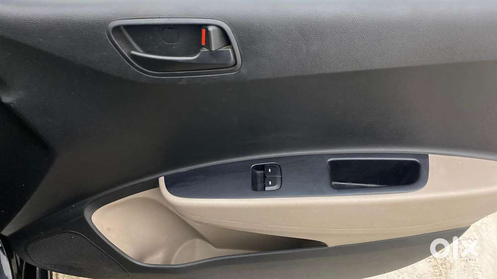 Hyundai Xcent Base 1.2, 2015, Petrol