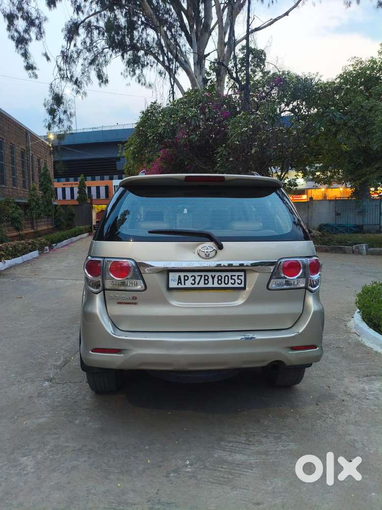 Toyota Fortuner 3.0 4x2 Automatic, 2013, Diesel