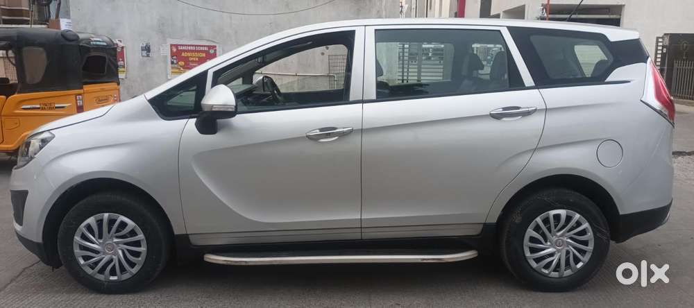 Mahindra Marazzo M4, 2018, Diesel