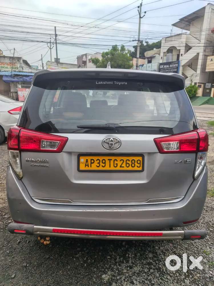 Toyota Innova Crysta G 8 2019