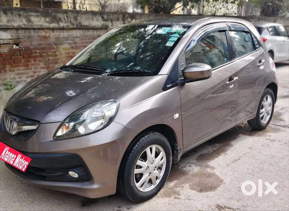 Honda Brio 2011-2013 V Mt, 2013, Petrol