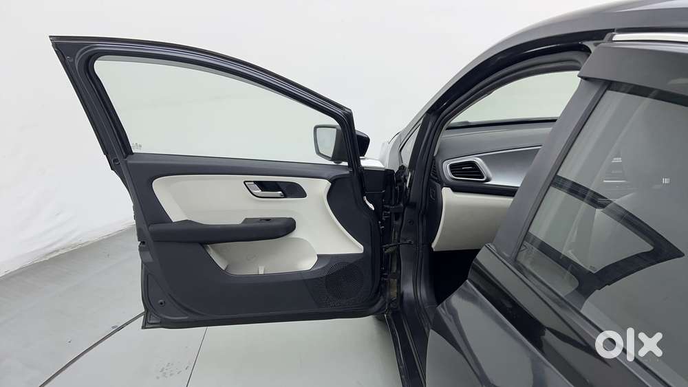 Tata Altroz 1.5 Xz Plus Diesel, 2021, Diesel