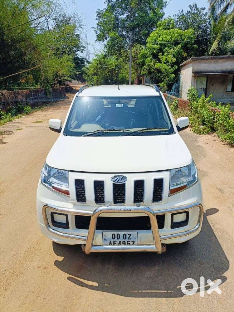 Mahindra Tuv 300 T6 Plus Amt, 2016, Diesel