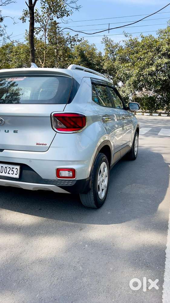 Hyundai Venue S, 2019
