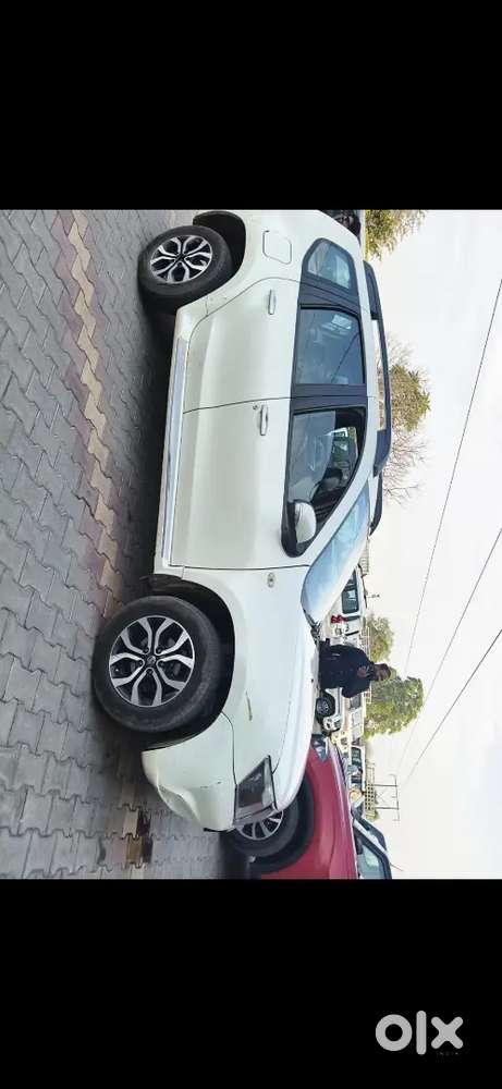 Nissan Terrano 2014