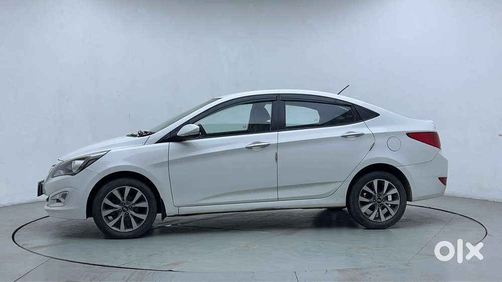 Hyundai Verna 1.6 Vtvt S Option, 2015, Petrol