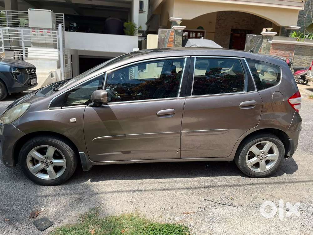 Car For Sale Honda Jazz 2011   Very Nice Condition. Very Well Driven
