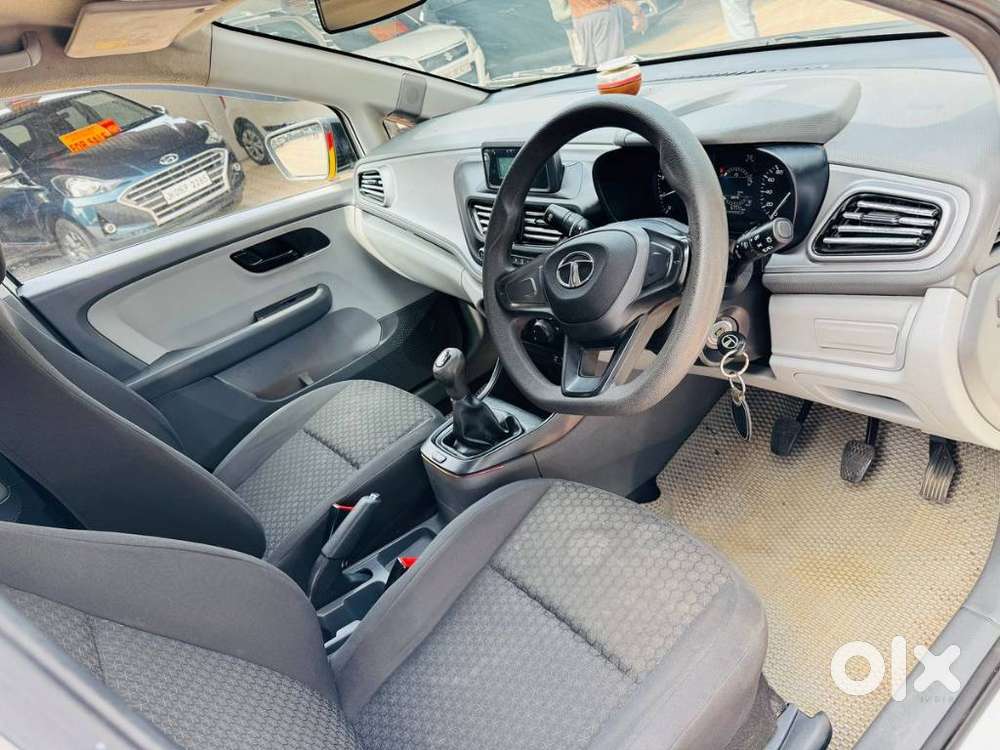 Tata Altroz 1.2 Xm Plus, 2020, Petrol