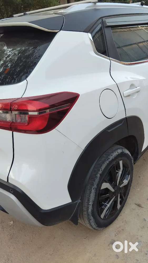 Nissan Magnite White 2021 Xe