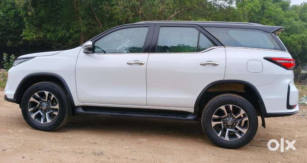 Toyota Fortuner Legender 4x2 At 2.8, 2023, Diesel