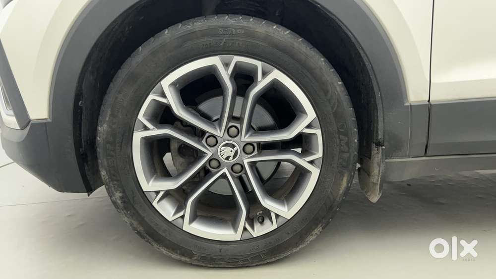 Skoda Kushaq Style 1.0l Tsi At, 2021, Petrol