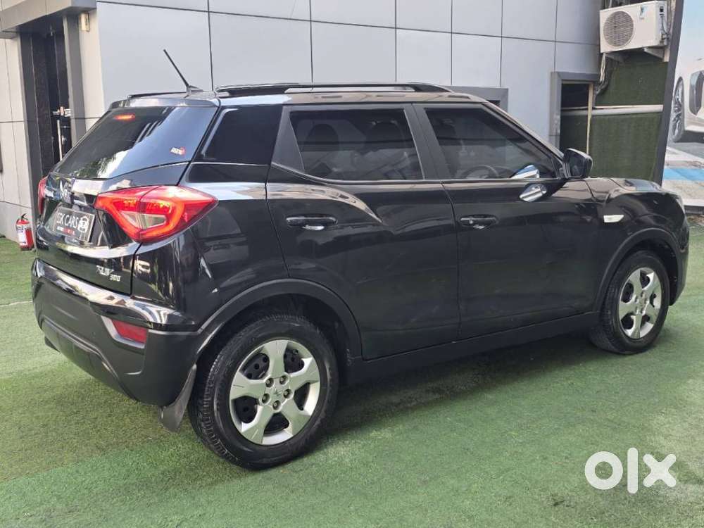 Mahindra Xuv300 W6, 2024, Petrol