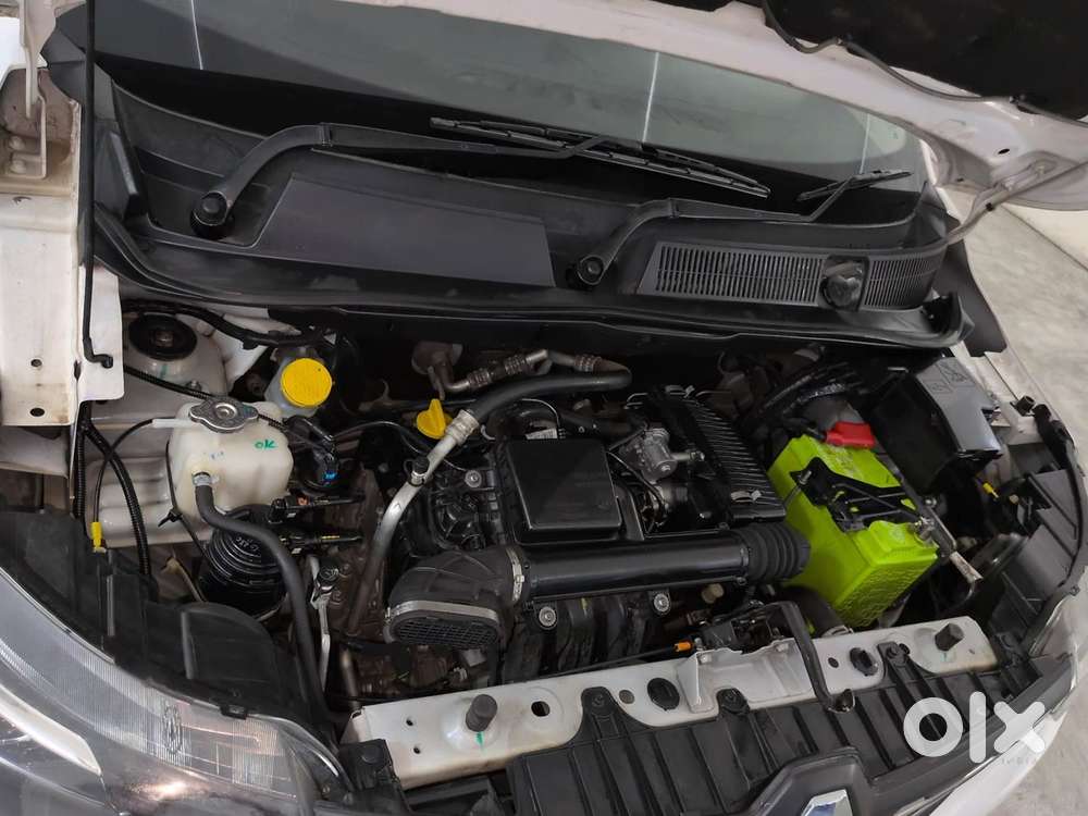 Renault Triber Rxz Easy-r Amt, 2022, Petrol