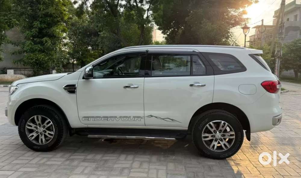 Ford Endeavour 3.2 Titanium At 4x4, 2017, Diesel