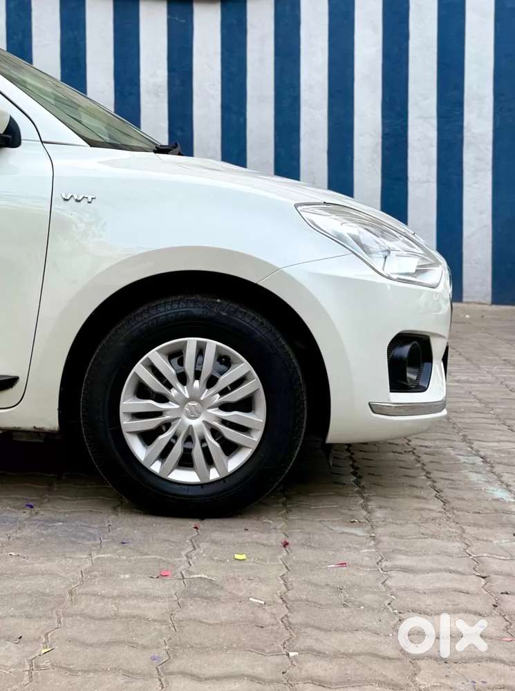 Maruti Suzuki Dzire 1.2 Vxi Amt, 2019, Petrol